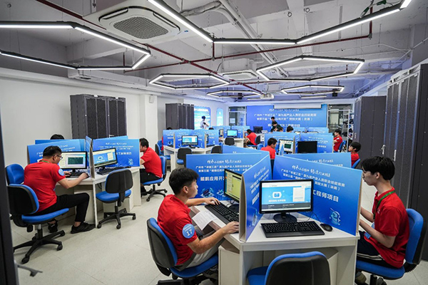 NLC电子(中国)集团